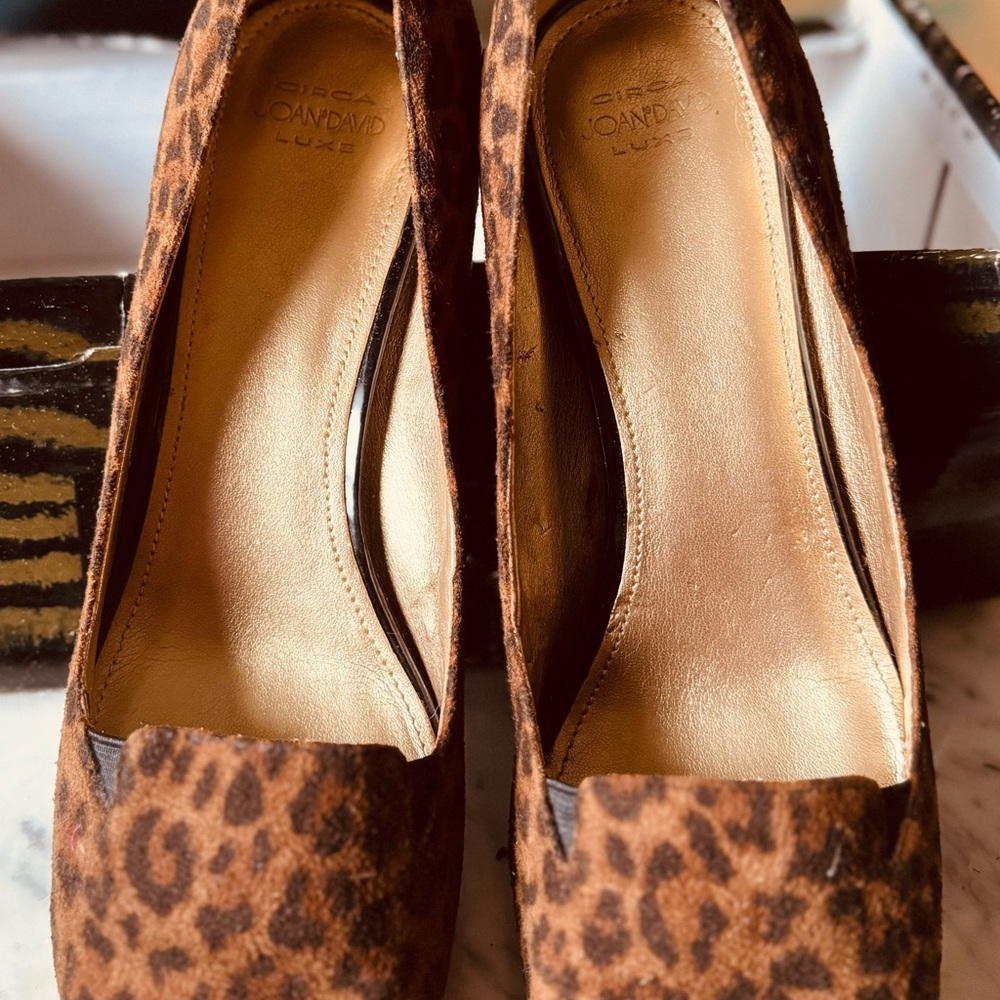 Joan & David Brown Leopard Print Heels